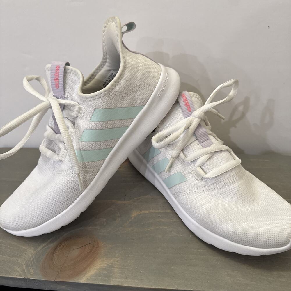 ADIDAS WOMENS CLOUDFOAM RUNNING SHOE WHITE MINT PINK SIZE 8.5 Primegreen EUC